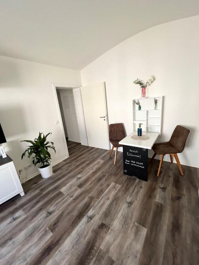 40 Qm Appartment Parkplatz, Balkon,Netflix, Prime เคมนิตซ์ ภายนอก รูปภาพ