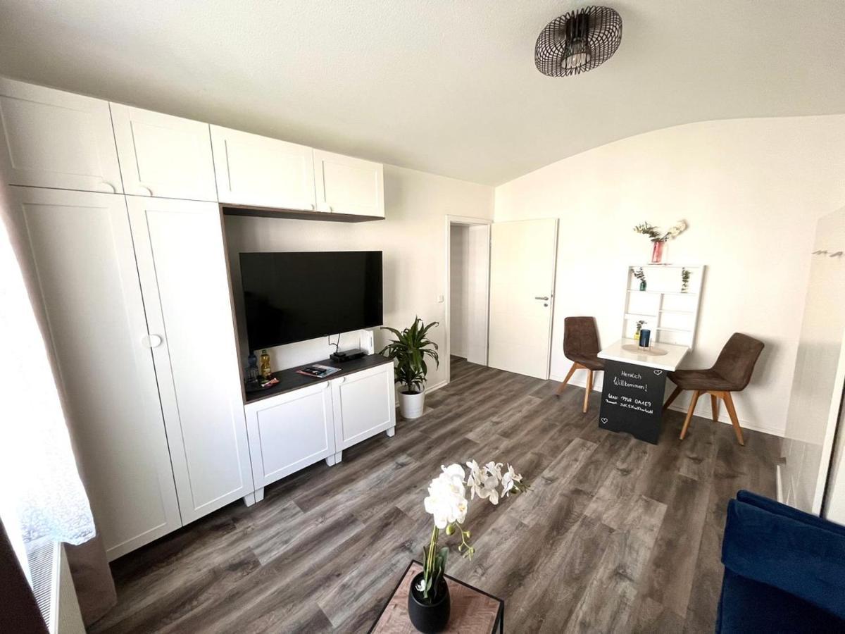 40 Qm Appartment Parkplatz, Balkon,Netflix, Prime เคมนิตซ์ ภายนอก รูปภาพ
